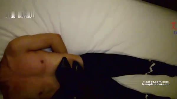 『奴隶岛』—萱萱第一、二、叁人称长靴踩踏